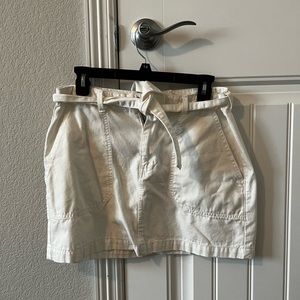 White skirt size 9